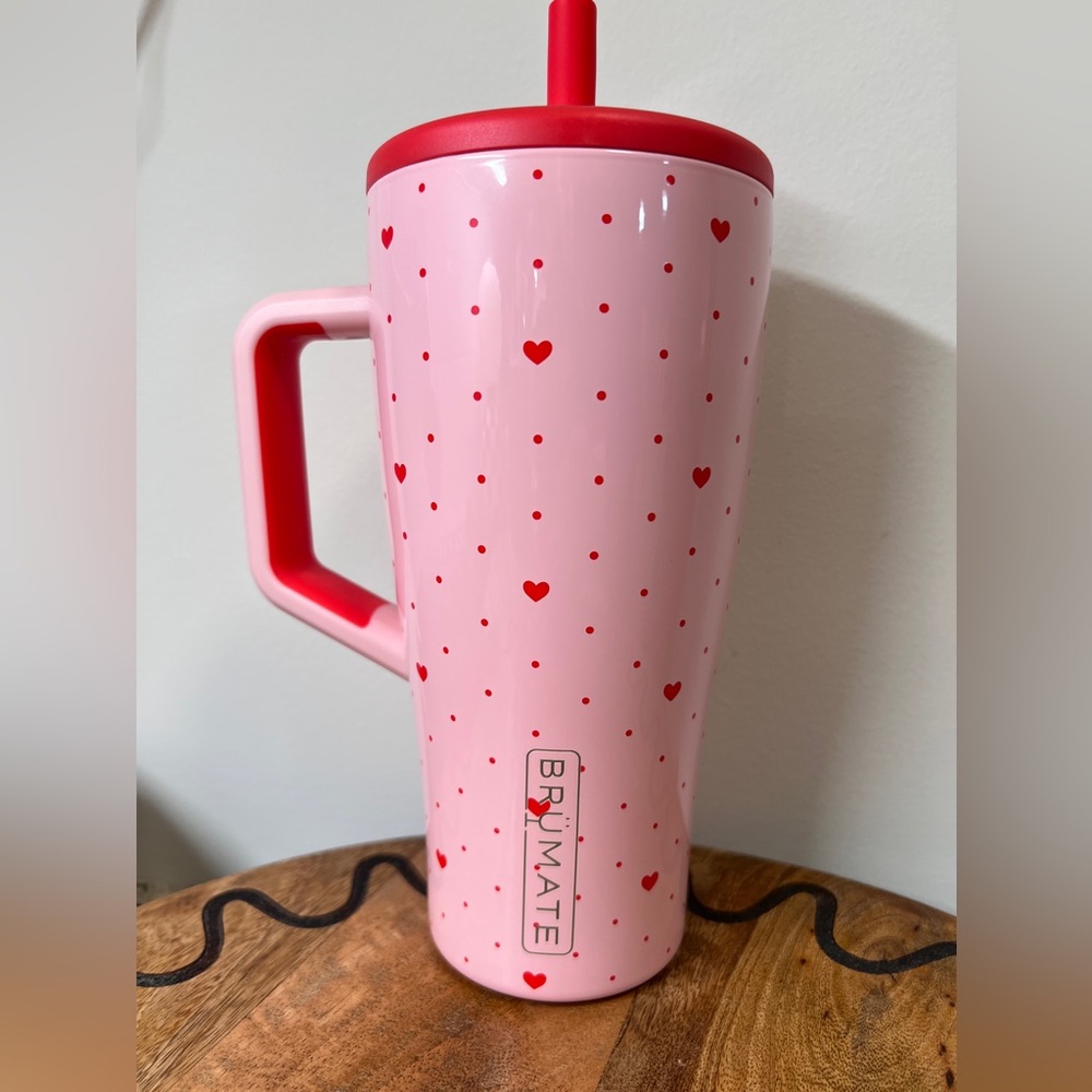 BNIB Brumate Era Be Mine 30oz Valentines Cup Pink and Red Hearts limited edition